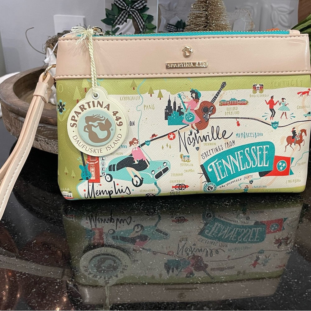 Spartina 449 Wristlet “Greetings from Tennessee” Map